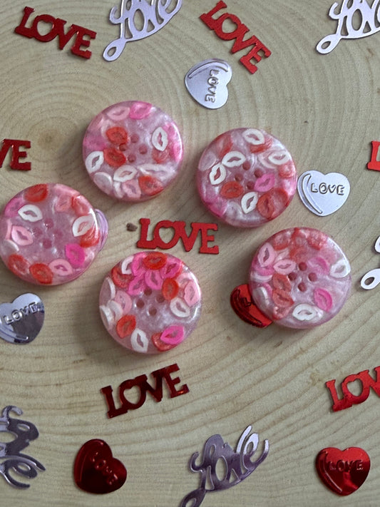Pink/Red/White Lips Resin Button